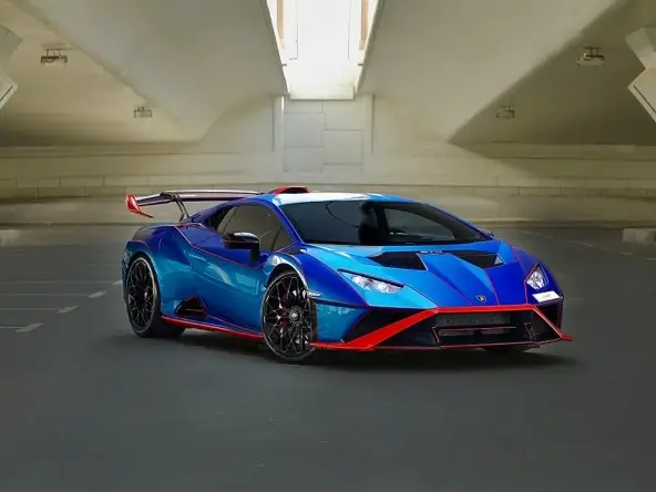 إيجار لامبورغيني Huracan STO رياضية كوبيه في دبي والإمارات