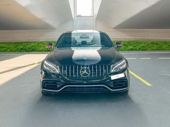 إيجار مرسيدس سيدان في دبي بدون تأمين ايجار مرسيدس سيدان في دبي بدون تأمين